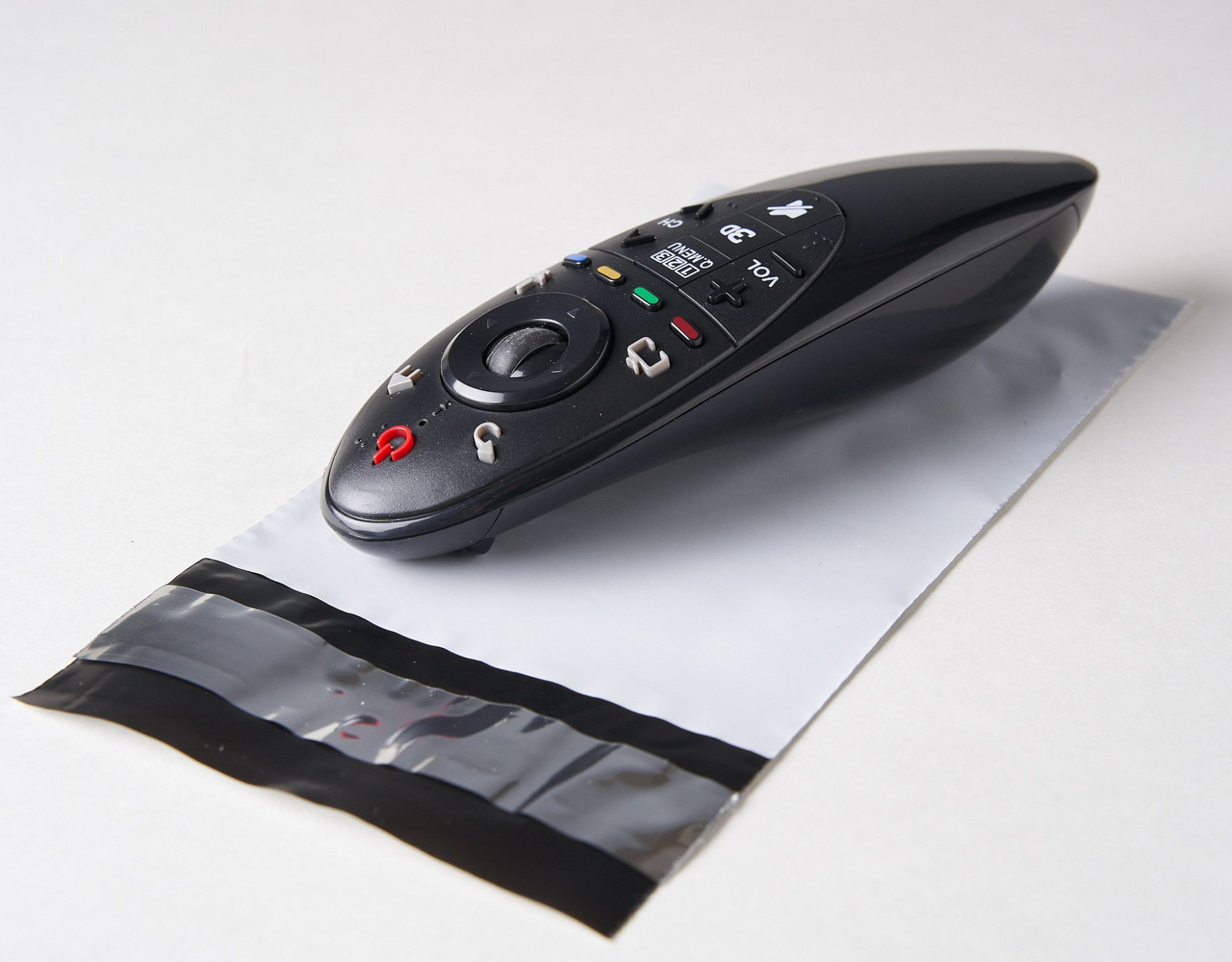 Курьерский пакет (сейф пакет), 100х150+40, с клеевым клапаном, без кармана, 60 мкм, 2000 шт.