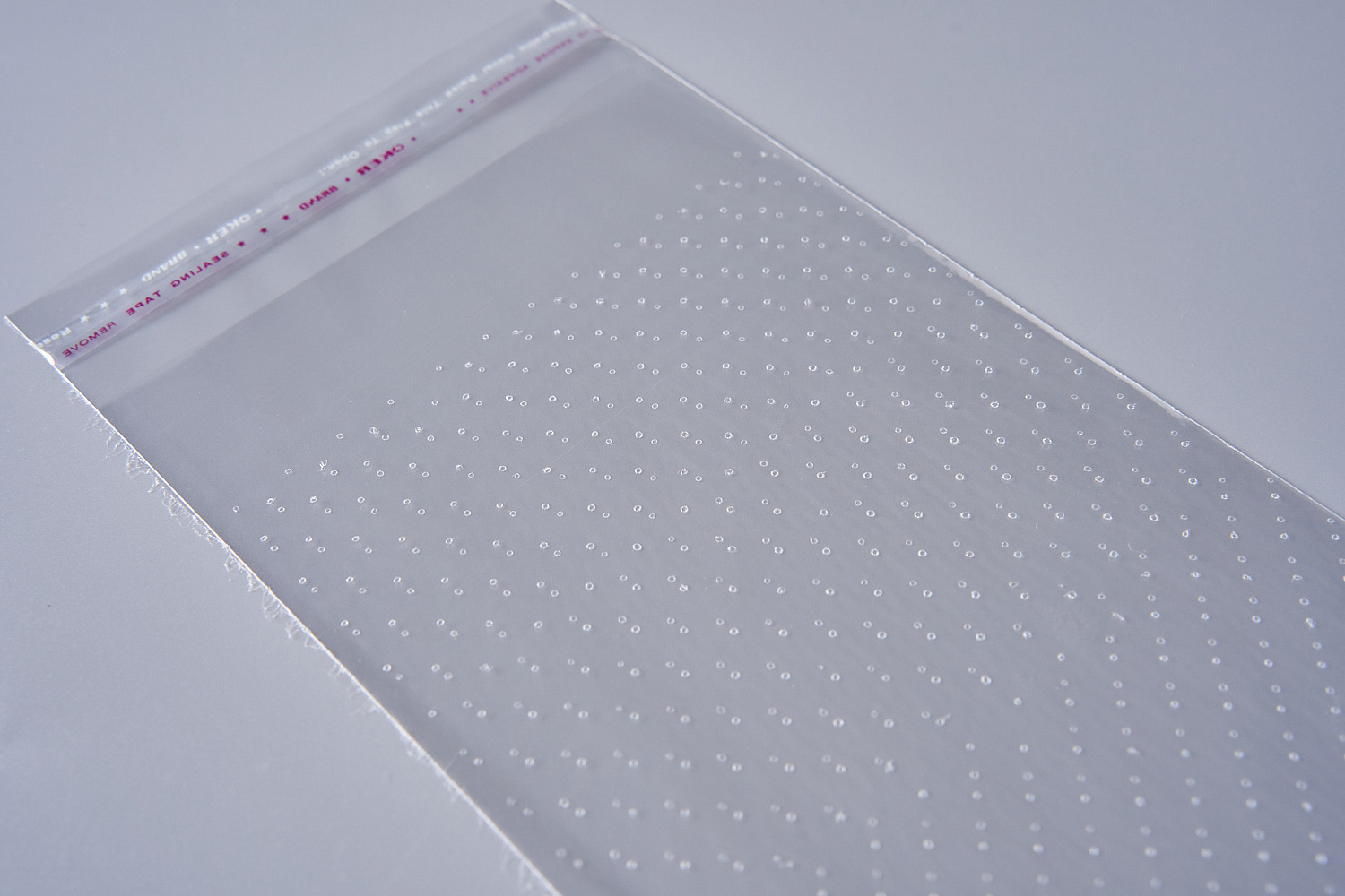 Полипропиленовые пакеты с клапаном и скотчем (БОПП, ПП)