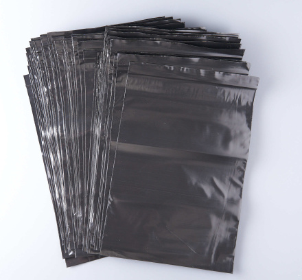 Пакет с замком Zip-Lock (Зип лок), 18х25 см, сверхпрочный, 60 мкм, черный металлик, 100 шт.