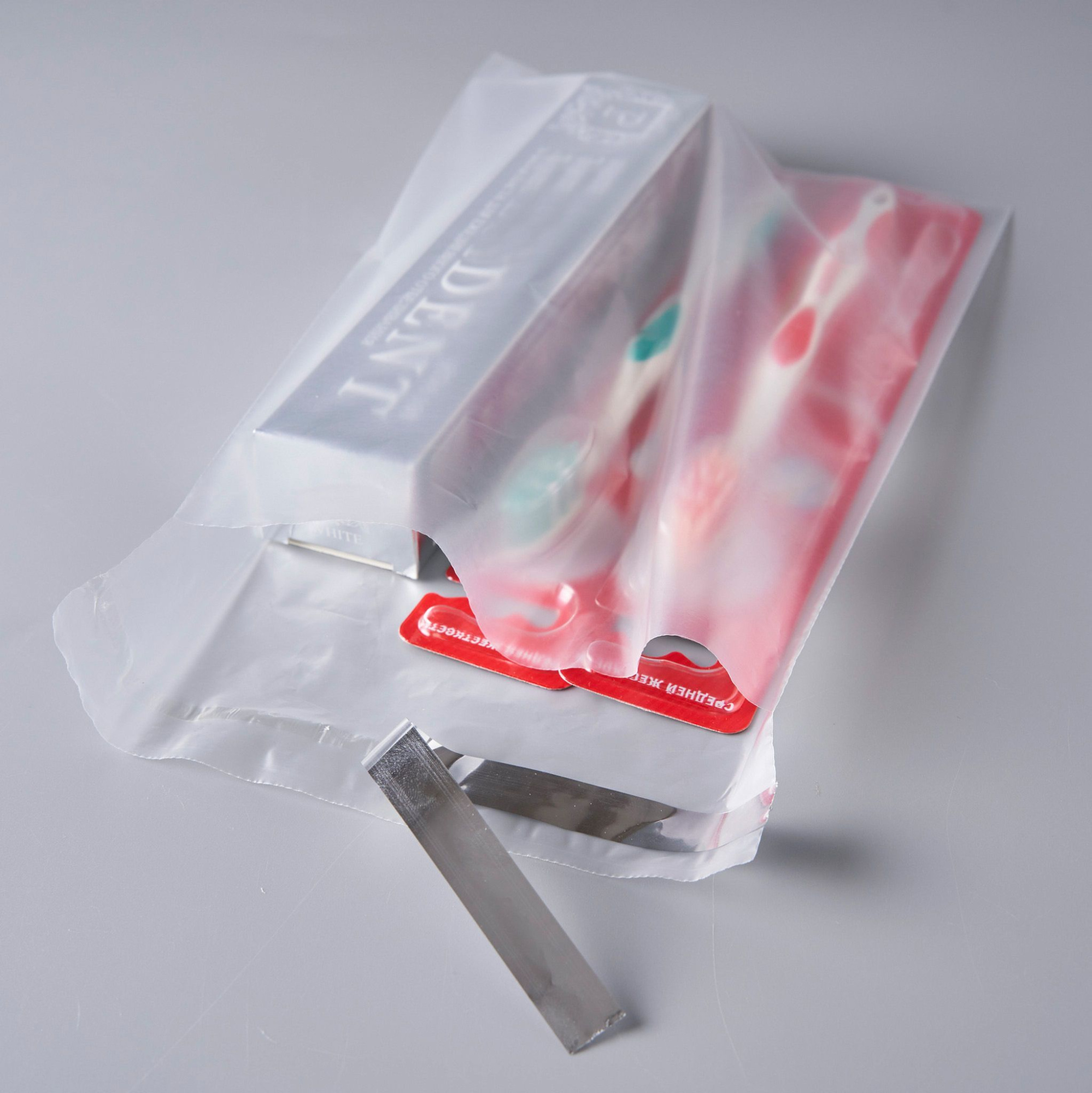 Курьерский пакет, ПРОЗРАЧНЫЙ, 170х240+40 мм, с клеевым клапаном, 30 мкм. (сейф пакет) 400 шт.