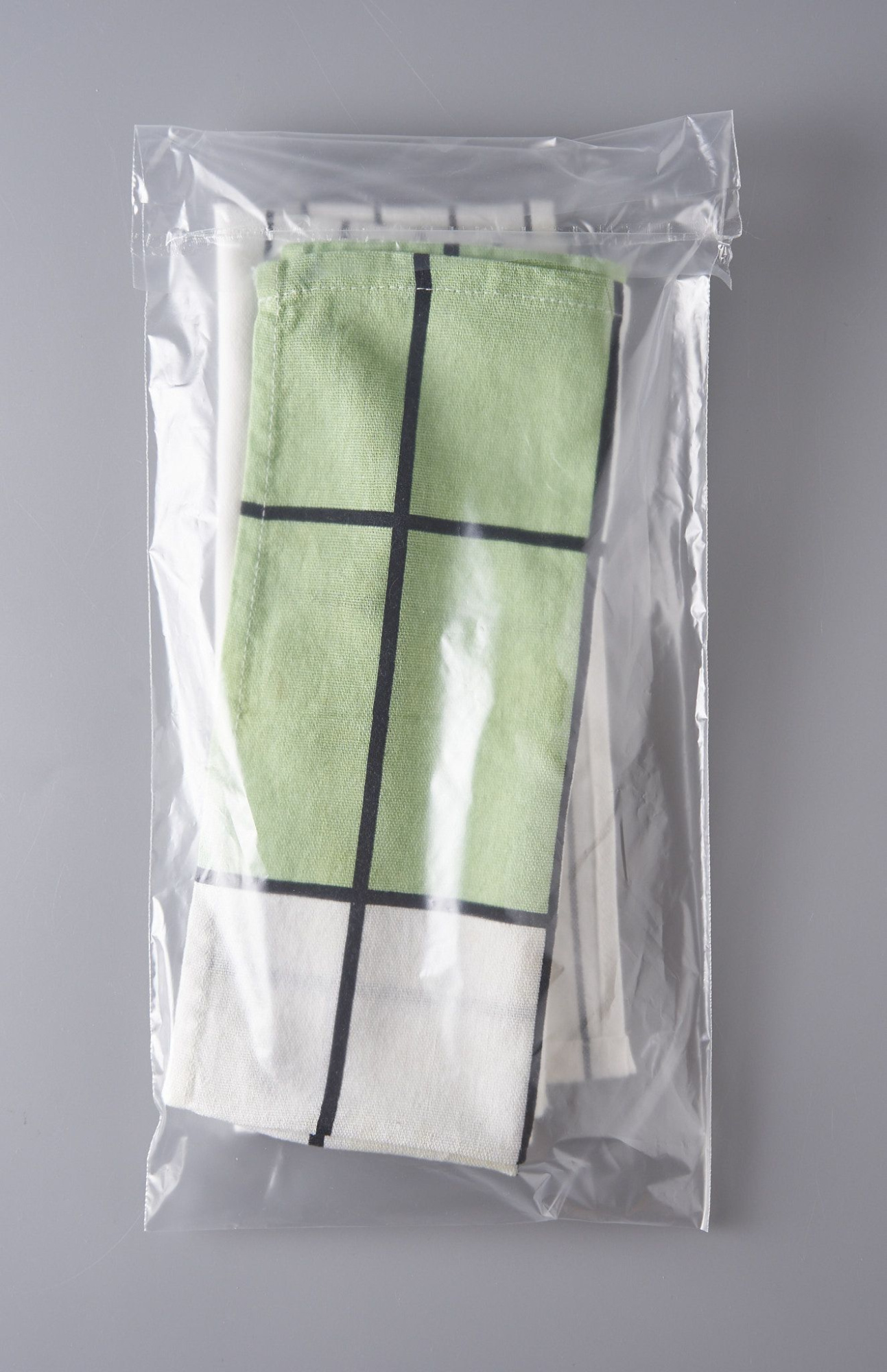 Курьерский пакет, ПРОЗРАЧНЫЙ, 200х400+40 мм, с клеевым клапаном, 30 мкм. (сейф пакет) 100 шт.