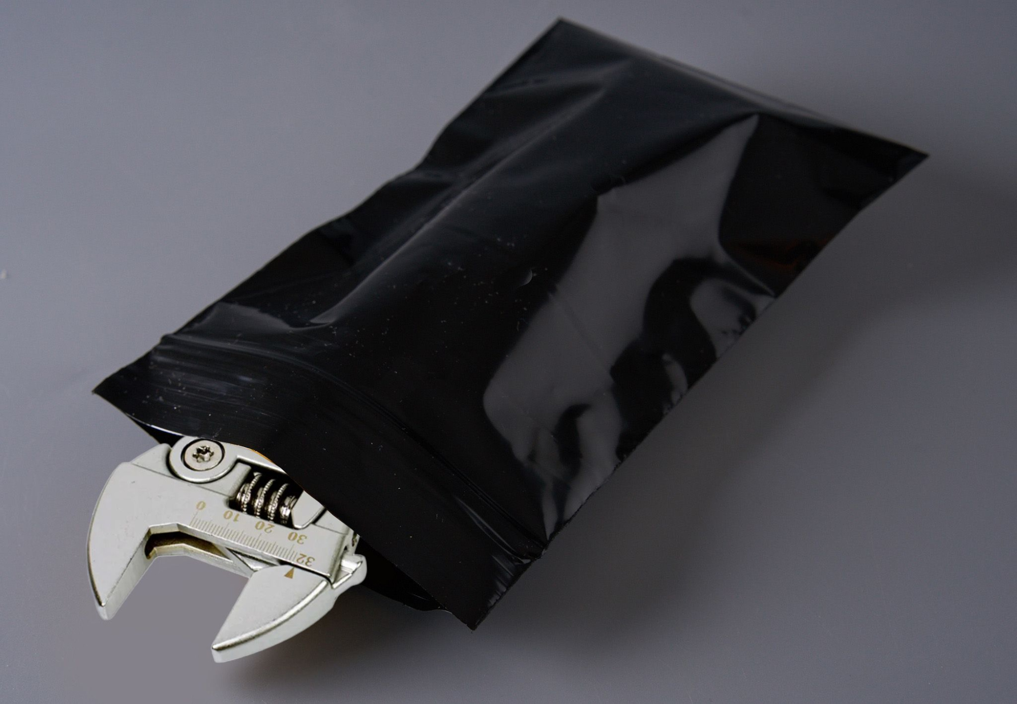 Пакет с замком Zip-Lock (Зип лок), 12х17 см, сверхпрочный, 60 мкм, черный металлик, 1000 шт.