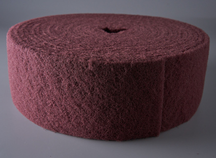 Скотч брайт (Scotch-Brite) профессиональный N7056.6921.1 Very Fine рулон, 100мм х 10м, красный 9327.7238.6921, упаковка 1 шт.