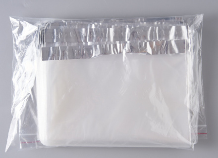 Курьерский пакет, ПРОЗРАЧНЫЙ, 220х320+40 мм, с клеевым клапаном, 30 мкм. (сейф пакет) 200 шт.