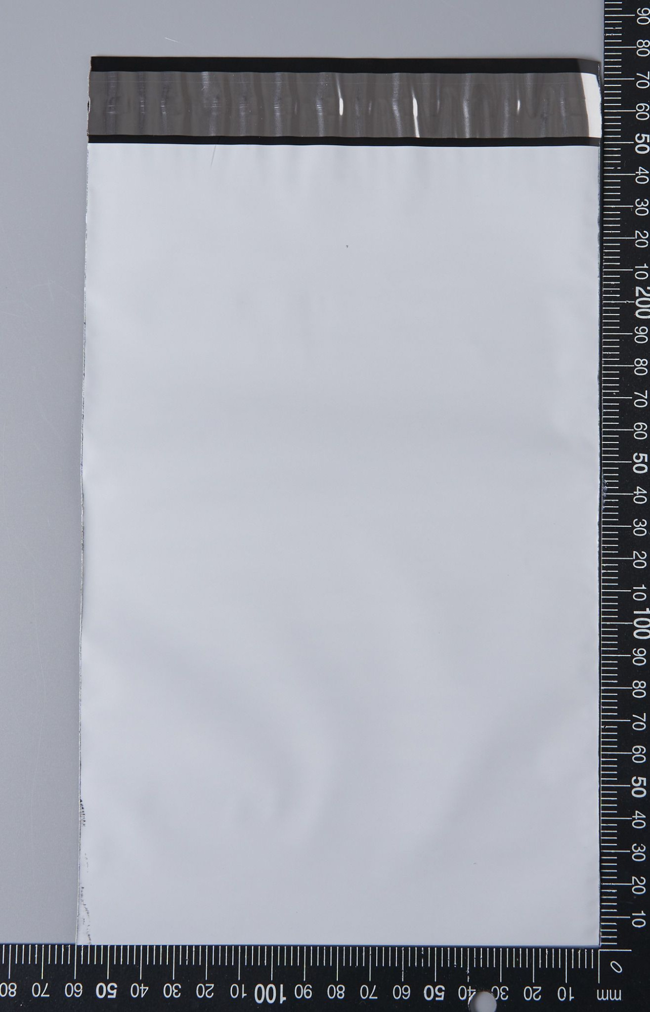 Курьерский пакет (сейф пакет), 160х240+40, с клеевым клапаном, без кармана, 60 мкм, 1000 шт.