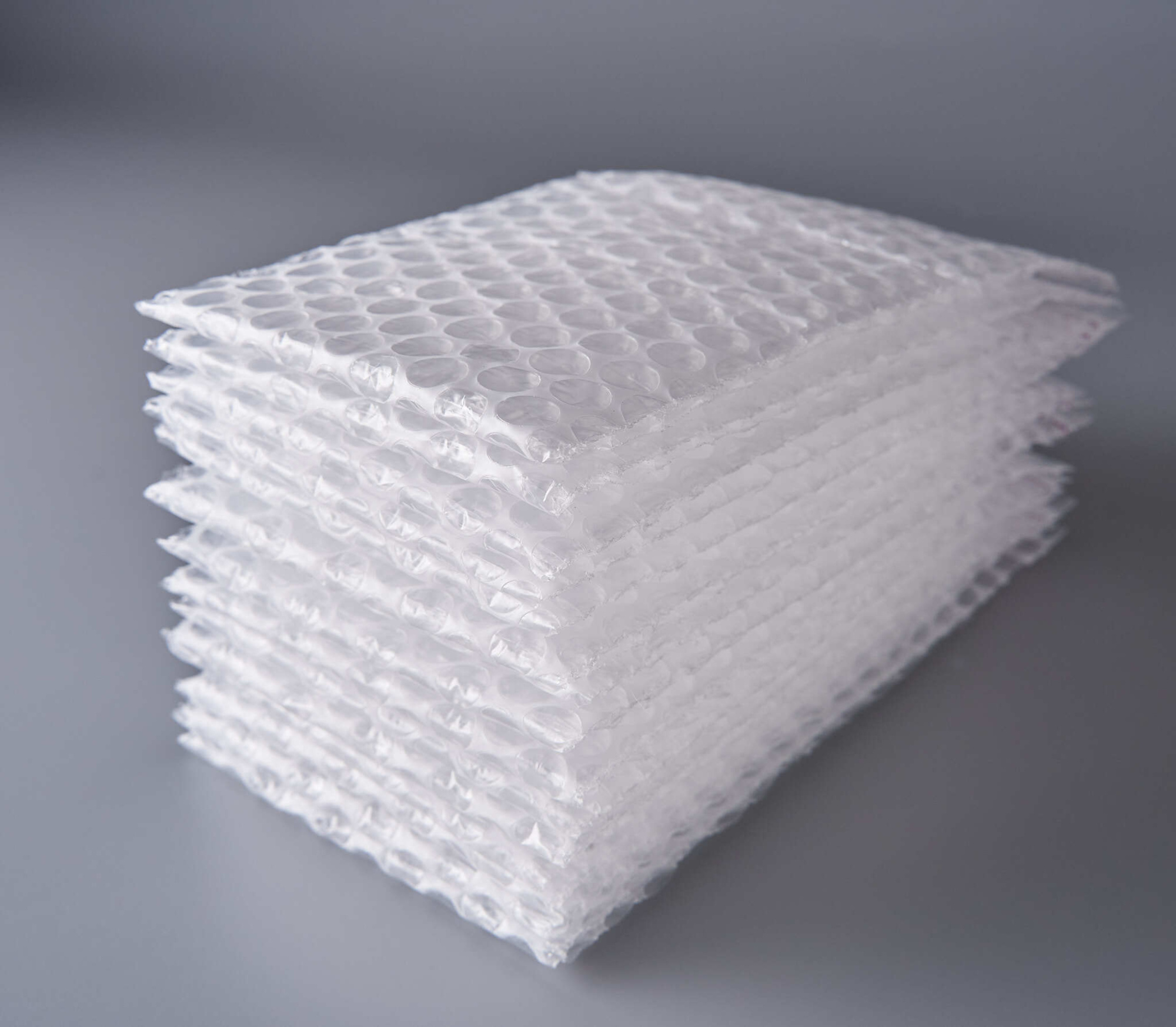 Пакет воздушно-пузырчатый (ВПП, пузырьковый, пупырчатый), 10х15+5 см, с клеевым клапаном, трехслойный, 100 шт.