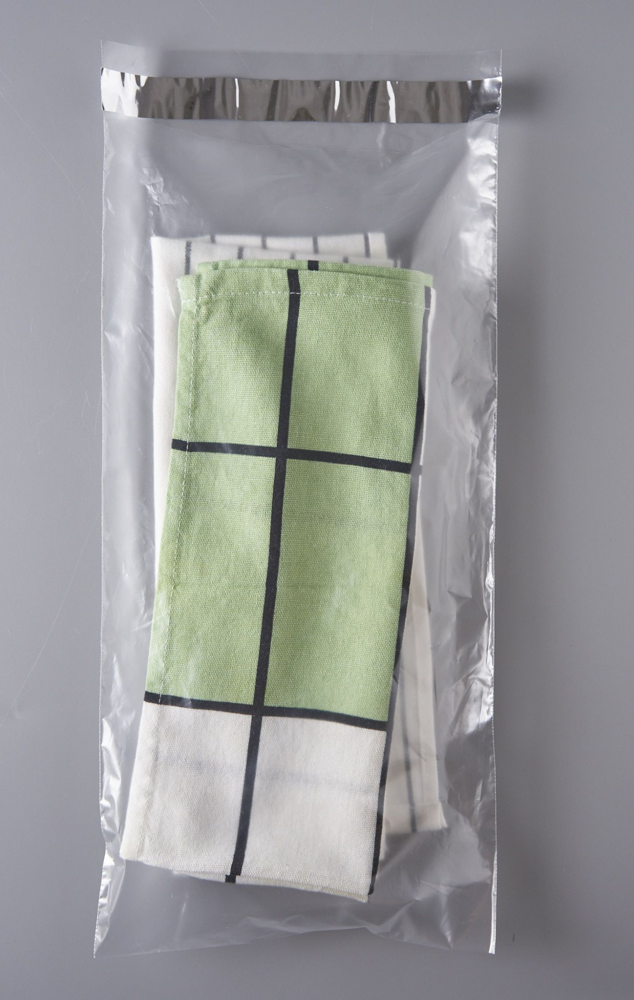 Курьерский пакет, ПРОЗРАЧНЫЙ, 200х400+40 мм, с клеевым клапаном, 30 мкм. (сейф пакет) 100 шт.