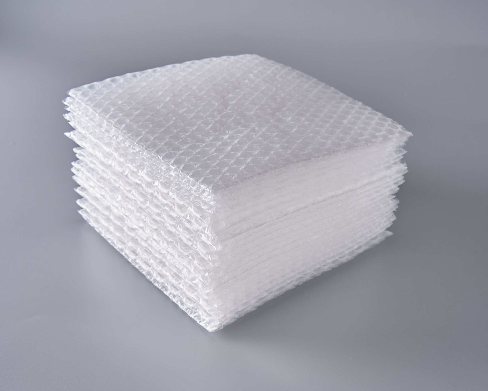 Пакет воздушно-пузырчатый (ВПП, пузырьковый, пупырчатый), 20х20 см, трехслойный, плотность пленки 60 гр/м, 1000 шт.